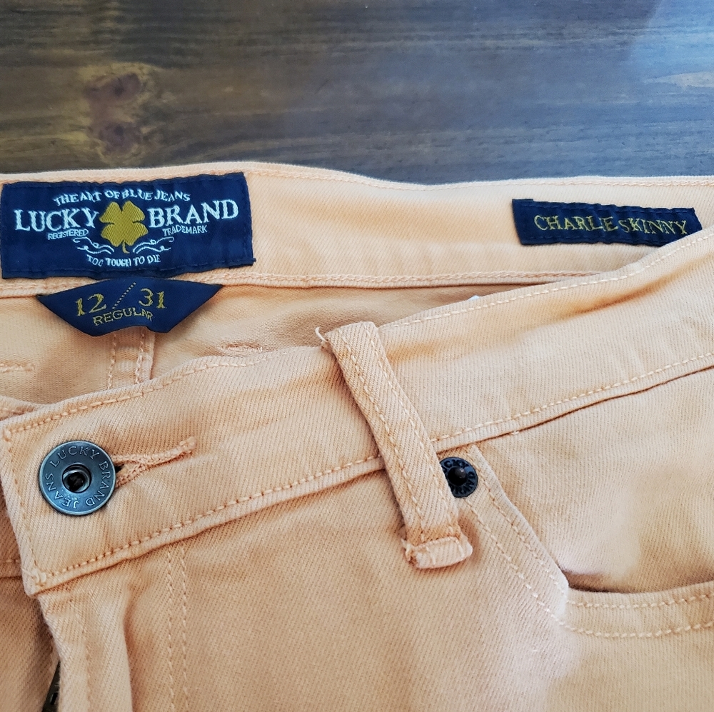 Lucky Jean's 12/31 Regular Charlie Skinny
